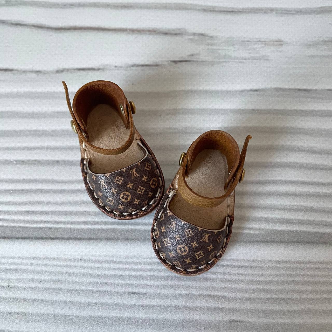 HM-RO-1067 #Tiptovara# Paola Reina картинка