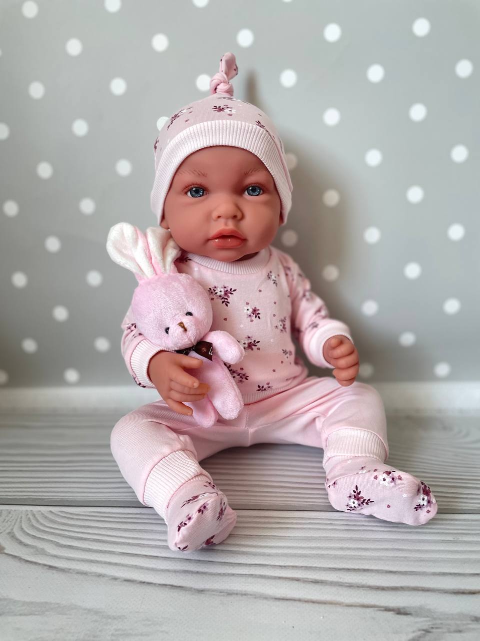  #vozrast# #DM_COLOR_REF# изображение