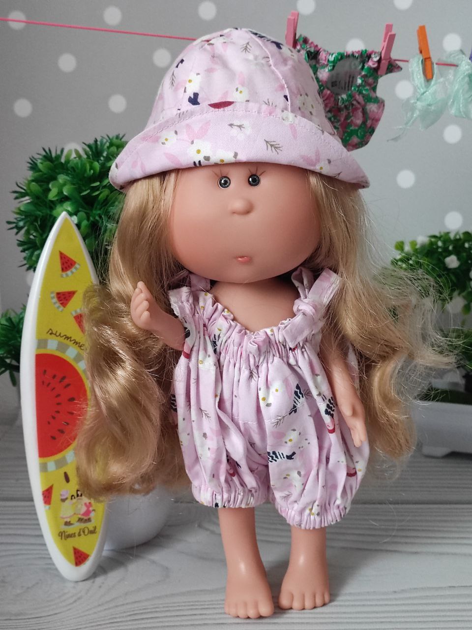  #vozrast# #DM_COLOR_REF# изображение