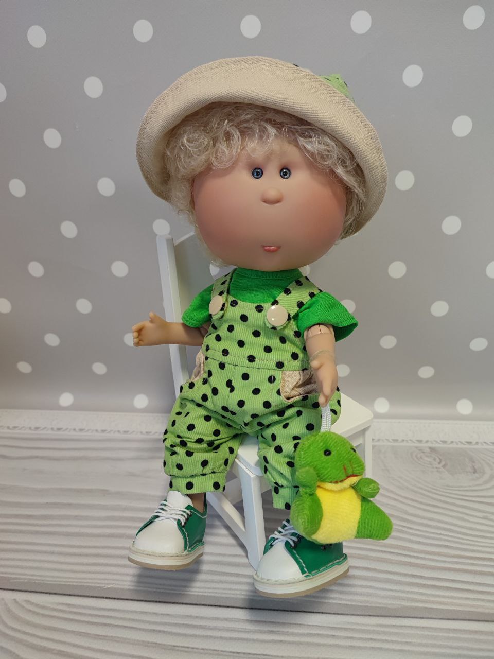  #vozrast# #DM_COLOR_REF# изображение