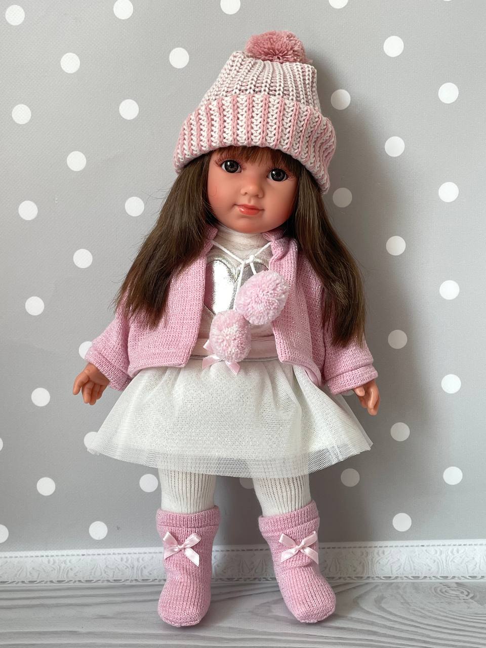 Кукла Llorens 53528 Сара в шапочке Llorens 53528 
