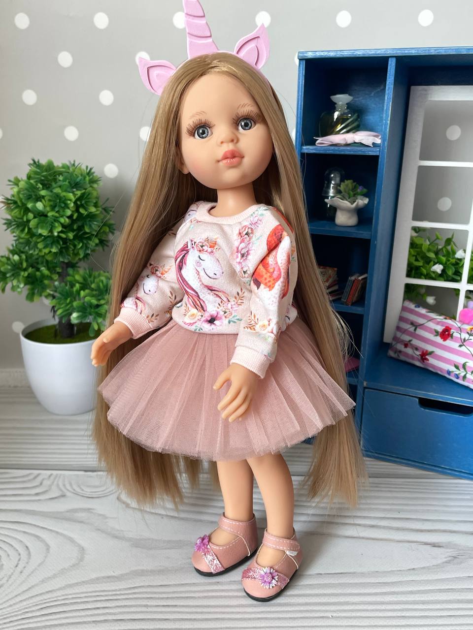  #vozrast# #DM_COLOR_REF# изображение