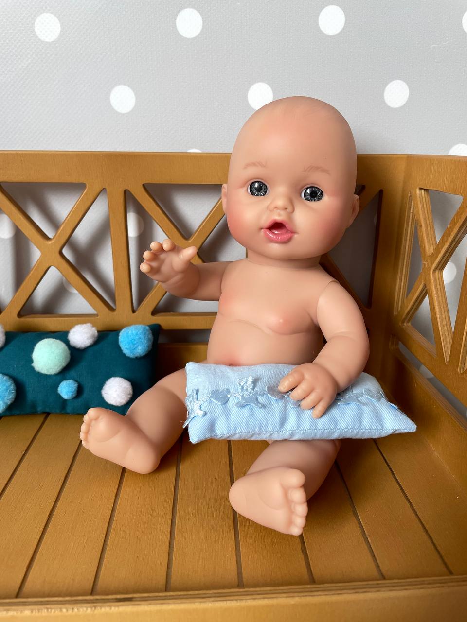  #osobennosti# Винил пупсик