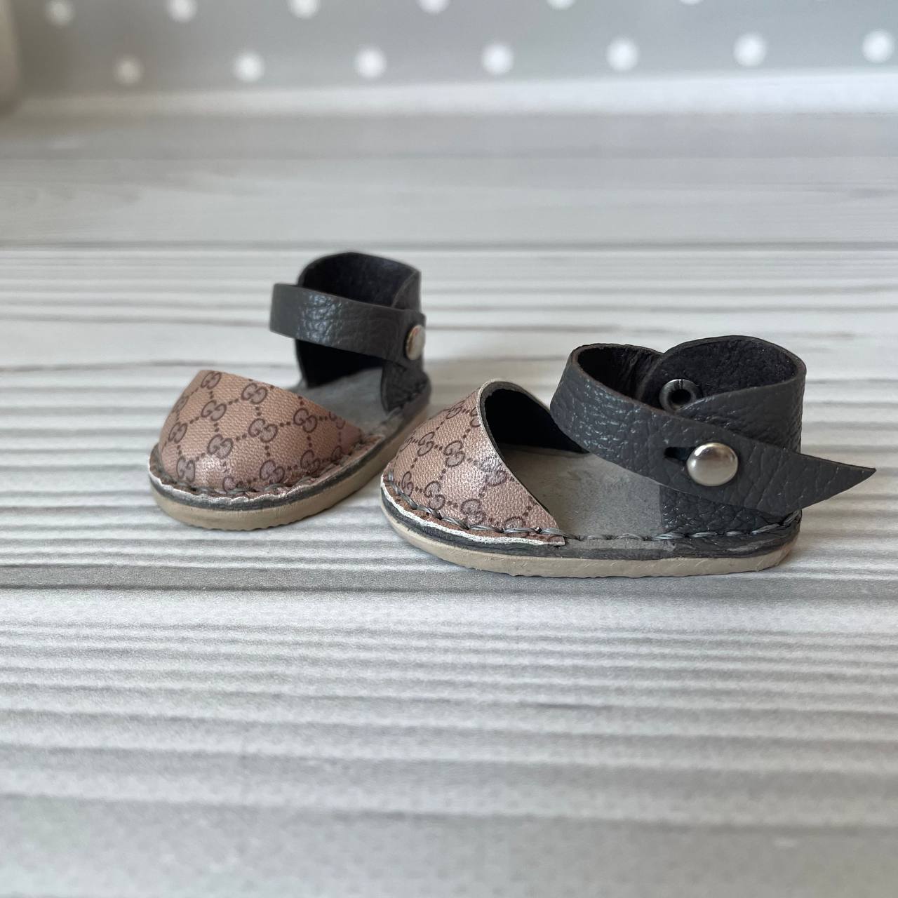 HM-RO-1112 #Tiptovara# Paola Reina картинка