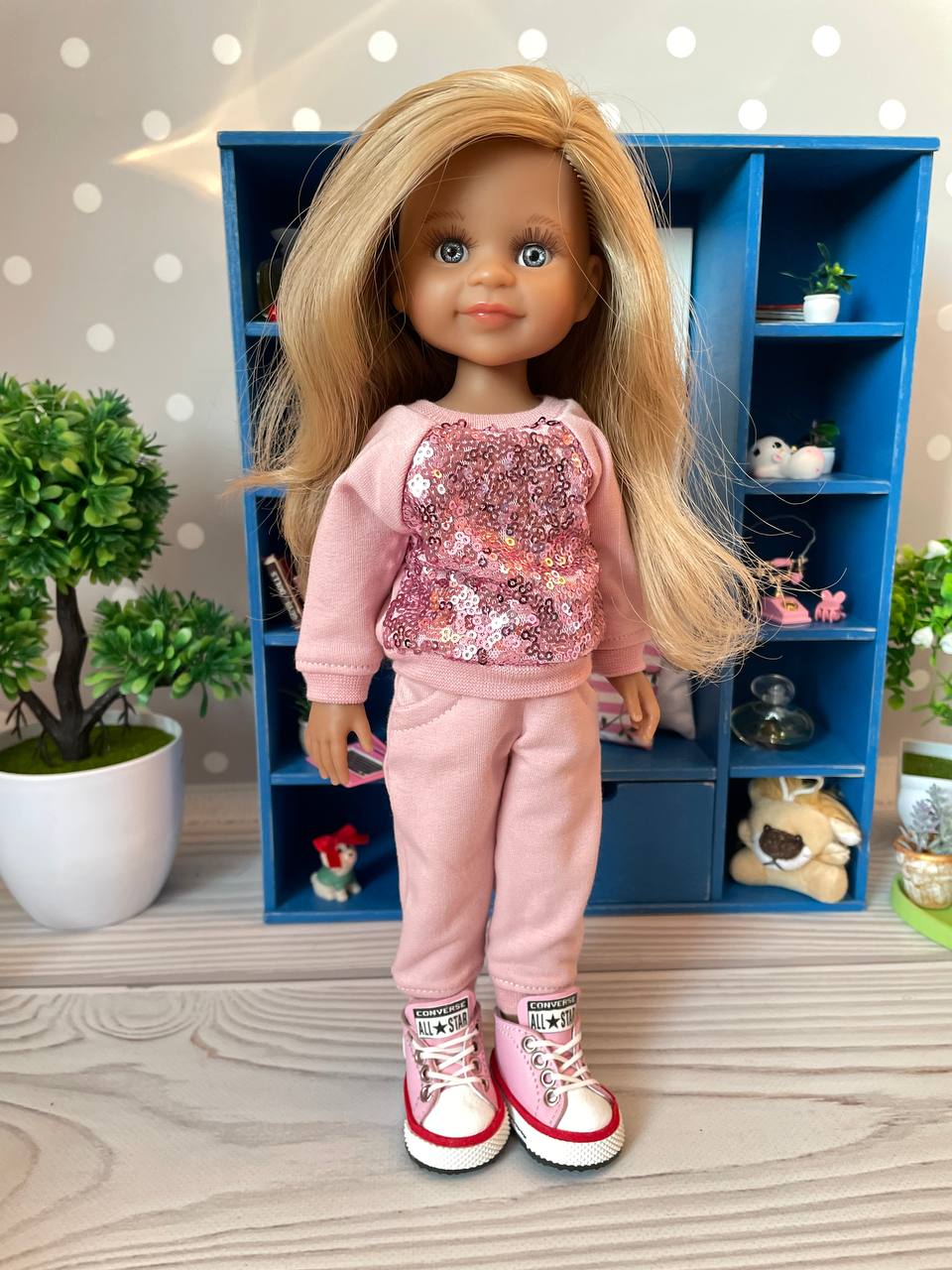  #vozrast# #DM_COLOR_REF# изображение