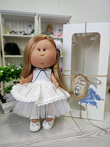 Кукла Миа Нинес де Онил в платье ручной работы, 30 см
