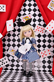 Шарнирная кукла Ruby Red Маленькая Алиса, 31 см