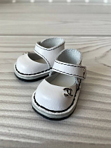 Белые туфли Chanel для куклы Paola Reina, 32 см
