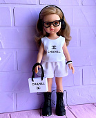 Кукла Carla Paola Reina в костюме Chanel с аксессуарами 13211-1, 32 см