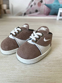Замшевые кеды Nike для куклы Gotz капучино, 7 на 4 см