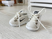 Кожаные кеды Nike for Paola Reina Doll, 32 см